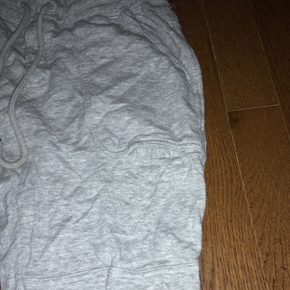 Grey sweatpants - Picture 4 of 4